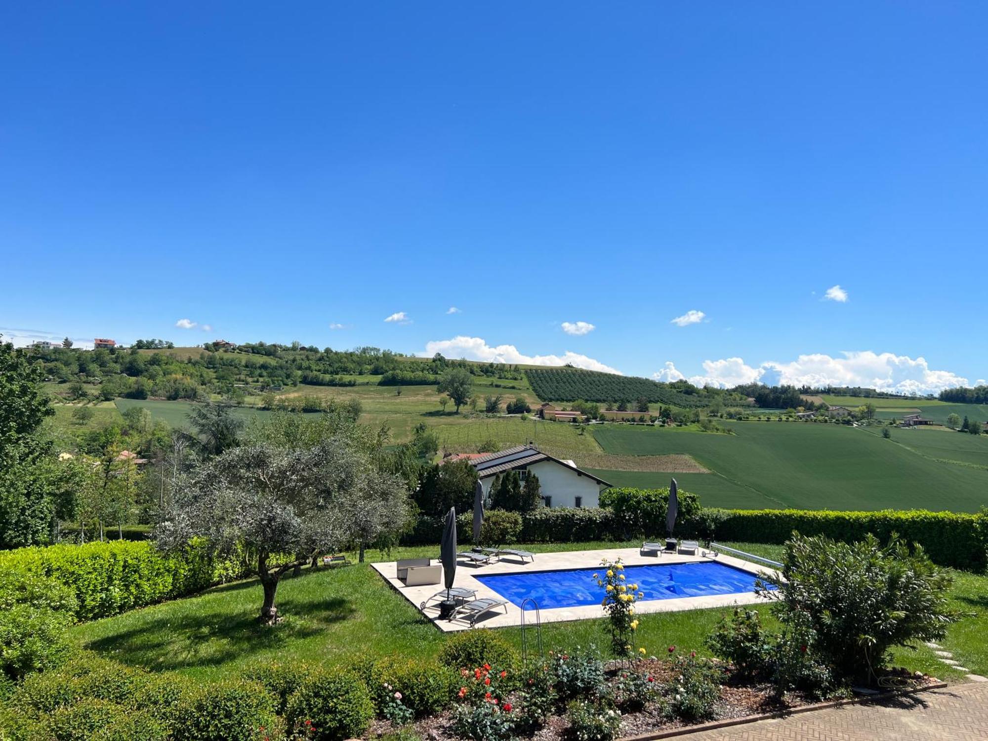 Bed and Breakfast Cascina Il Volo Moncalvo Zewnętrze zdjęcie