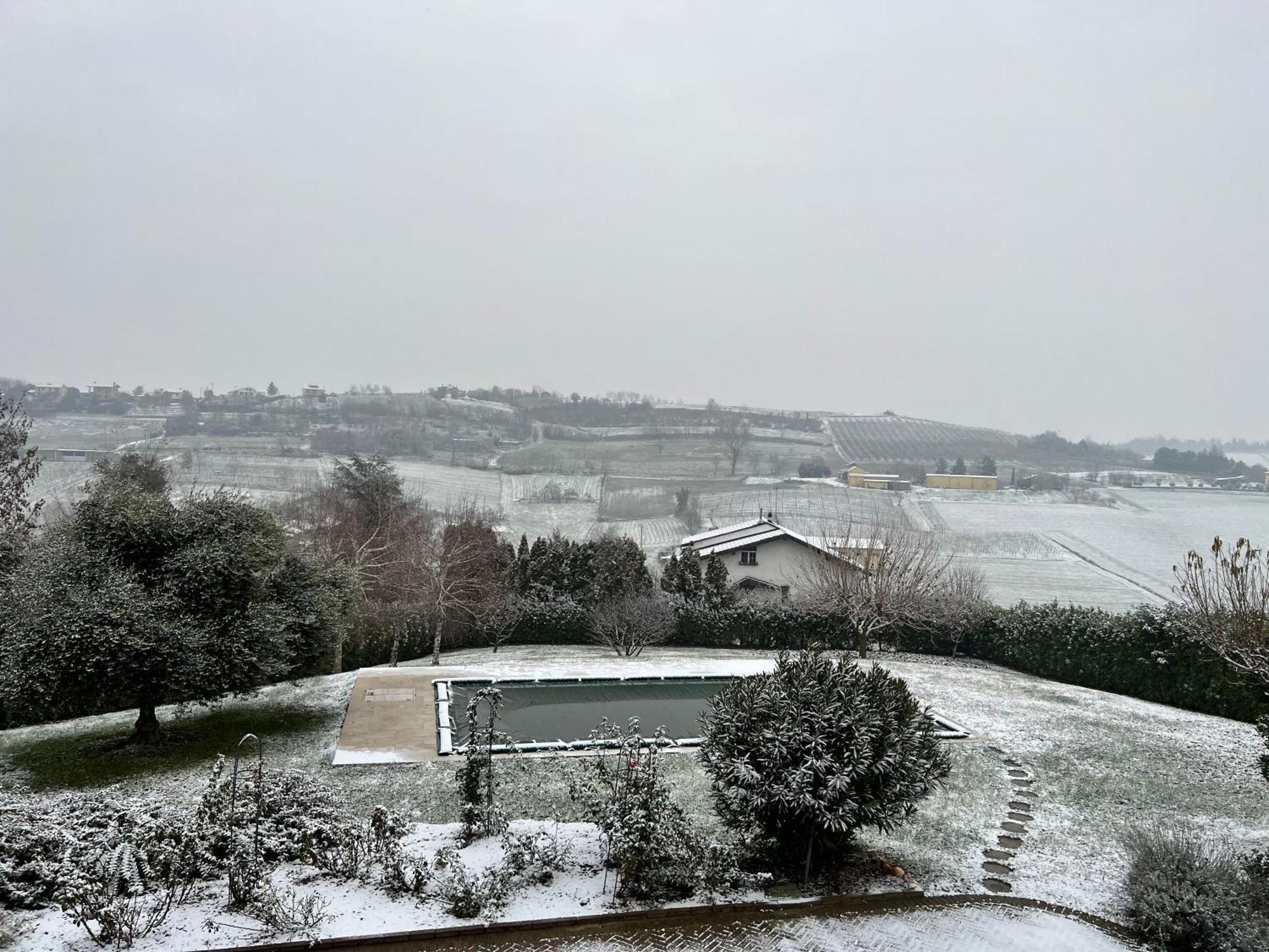 Bed and Breakfast Cascina Il Volo Moncalvo Zewnętrze zdjęcie