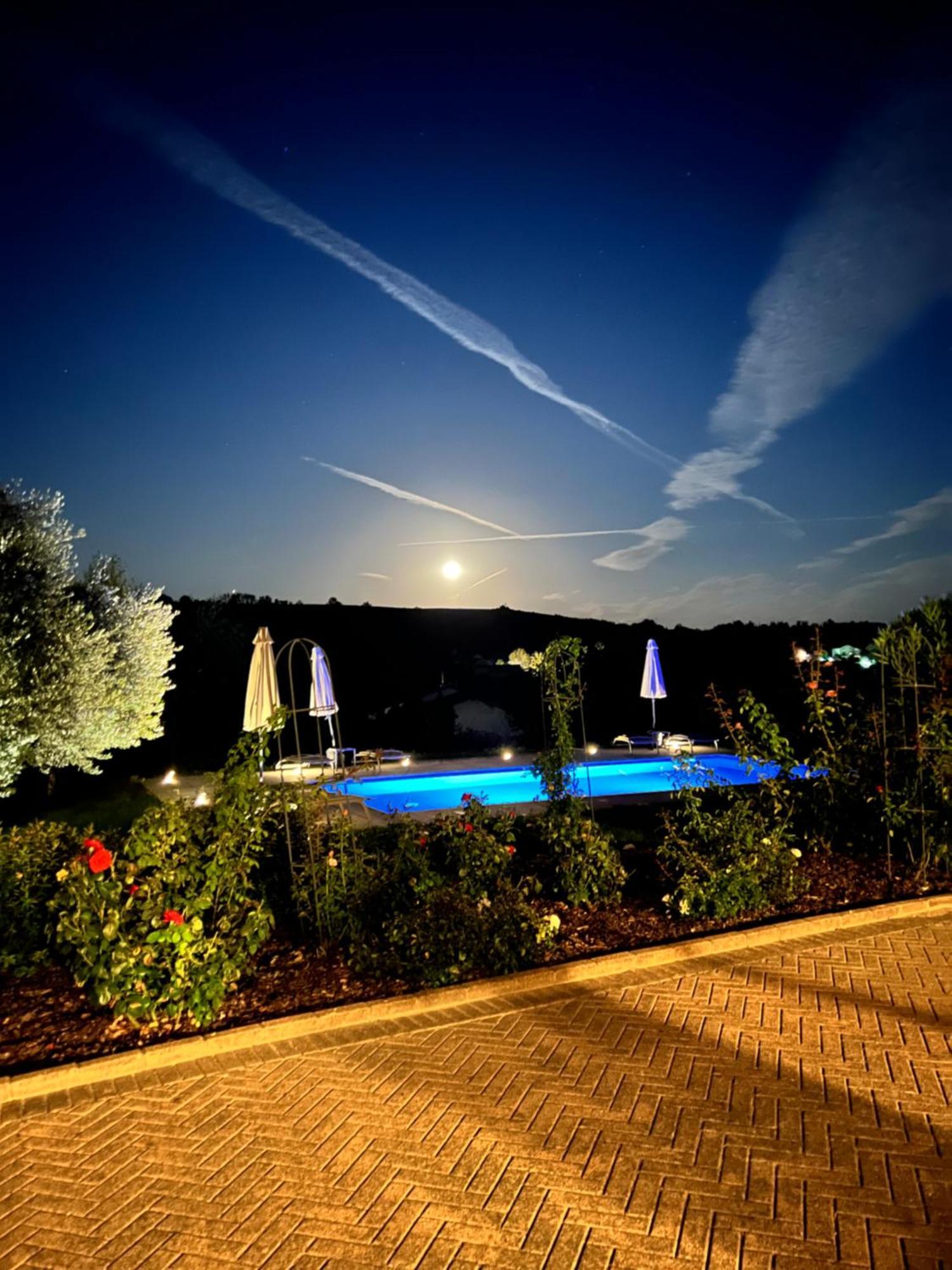 Bed and Breakfast Cascina Il Volo Moncalvo Zewnętrze zdjęcie